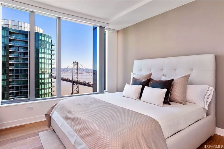 0a353 338 Main Street D35A Bedroom Reduced Rents and Pricing for a Prized View Condo