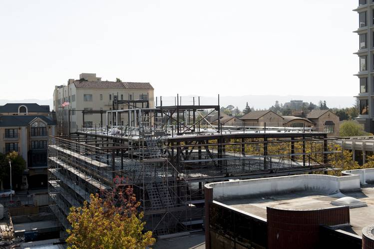 16026 MI CS280 RENTjp P 20161018181702 A New Real Estate War in Silicon Valley   WSJ