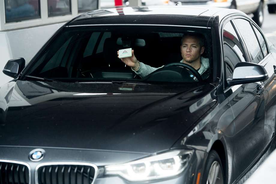 25884 920x920 Toll cheats without license plates costing Bay Area millions