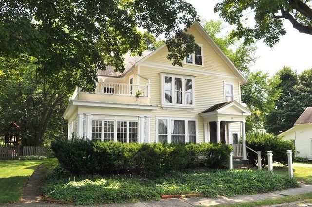 3280f c47a53b88a901fa61879c118c4c79e97w c0xd w640 h480 q80 $99000 Bay Area listing was the most popular MLS property in the country this week