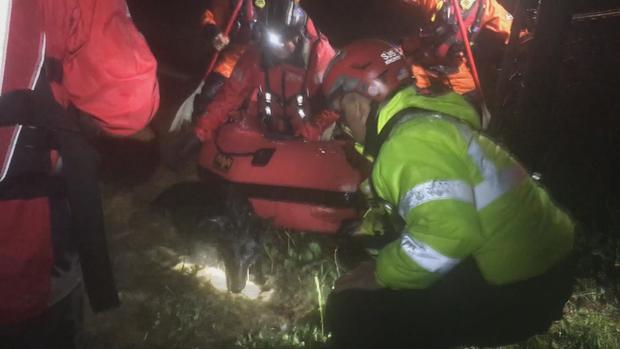 489b7 01 09 2017 water rescue After Brief Lull, New Storm System Moves Into Already Saturated Bay Area