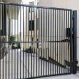 4c236 thumbs a2 Even after a price cut, SFs new most expensive home is . . .
