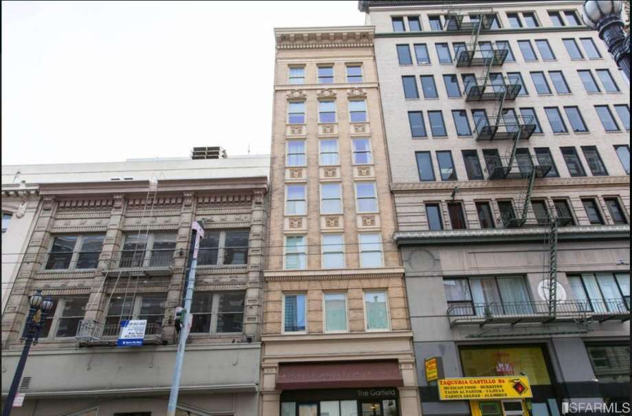 63ea6 920x920 Below market rate condo listed for under $300K: It could be yours—with stipulations