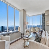 66f1f thumbs a San Francisco Giants Hunter Pence buys luxury condo in Millennium Tower