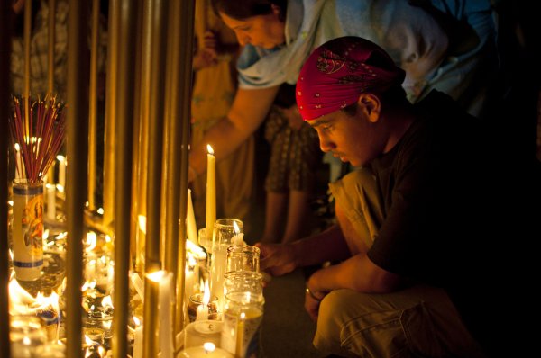 85cfa sanjosevigil 7 Hundreds attend Bay Area vigil in memory of Sikh temple shooting victims