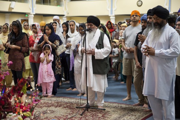 85cfa sanjosevigil 8 Hundreds attend Bay Area vigil in memory of Sikh temple shooting victims