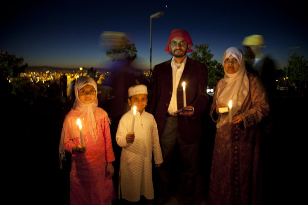 85cfa sanjosevigil 9 Hundreds attend Bay Area vigil in memory of Sikh temple shooting victims