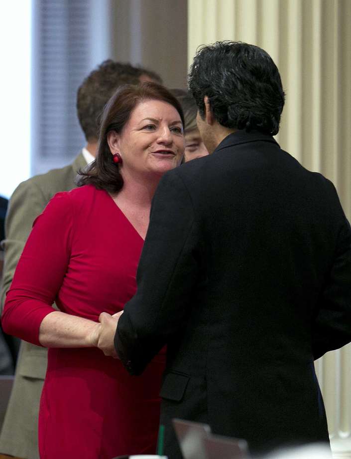 904d3 920x920 California Senate OKs real estate fee to fund more housing
