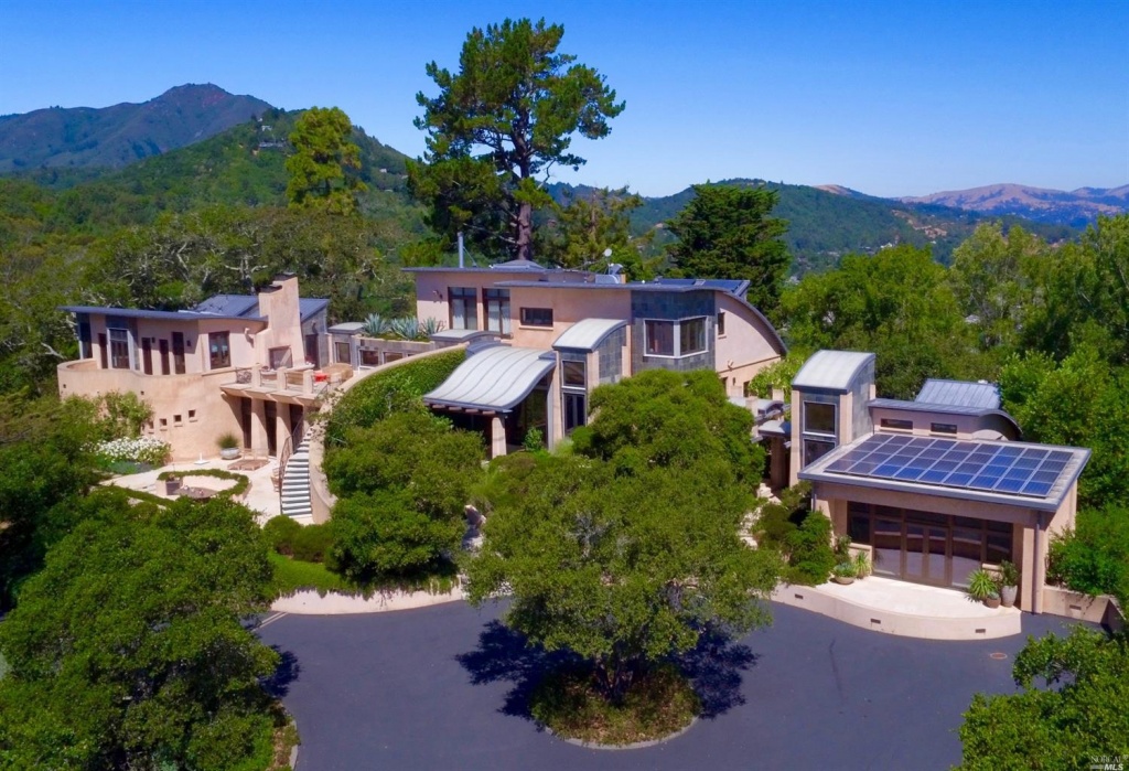 93f91 a $25M estate, formerly Bill Grahams, is Marins greenest–and most expensive– mansion