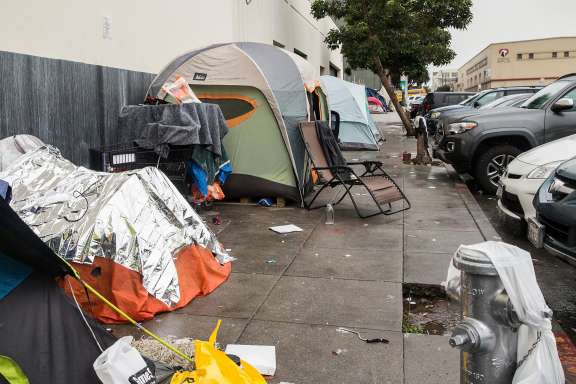 944e5 premium landscape Bay Area senators want to spend $5 billion on housing, homelessness