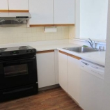 95e10 thumbs condo4 What you can get for Oaklands median 1 bedroom rent of $2000 per month
