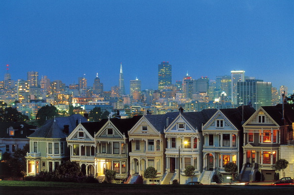99236 paintedladies One of San Franciscos Iconic ‘Painted Ladies is Back on the Market — Heres What Itll Cost You