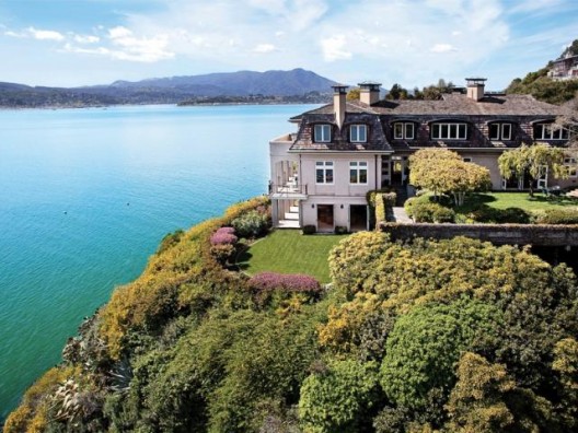 9f7ae 6005808268 db47fb3f16 o Tonys "Tony" Fancy Estate On the Market