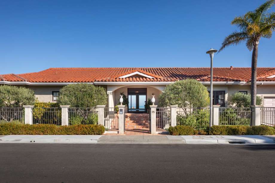 a0d9c 920x920 Robin Williams Bay Area home hits market for $7.25 million