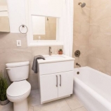 b1381 thumbs broad8 Increasing number of SF apartments offering move in specials