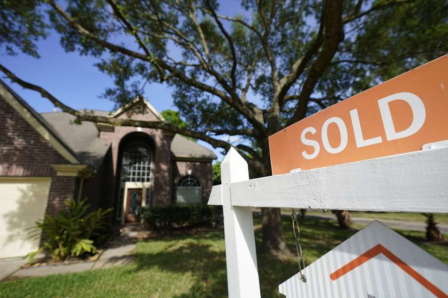 b4943 920x1240 Wealthy buyers reportedly in mad rush to leave San Francisco