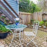 c3ca1 thumbs e Preserved San Francisco Victorian home, circa 1887, comes with $3107 rental apartment