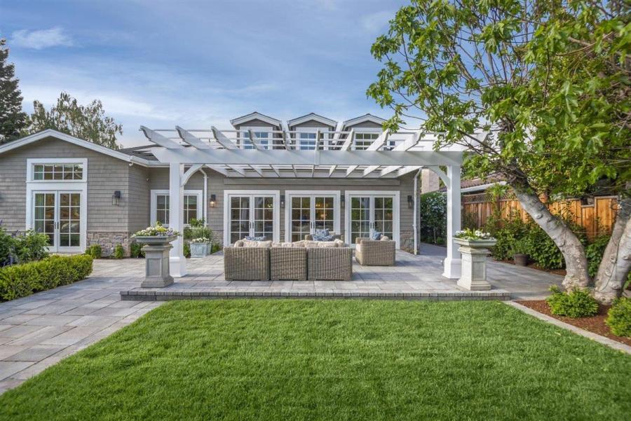 d0987 Compass Sleeper Ave12 Another Bay Area home just sold for $1 million over asking price – and it won’t be the last