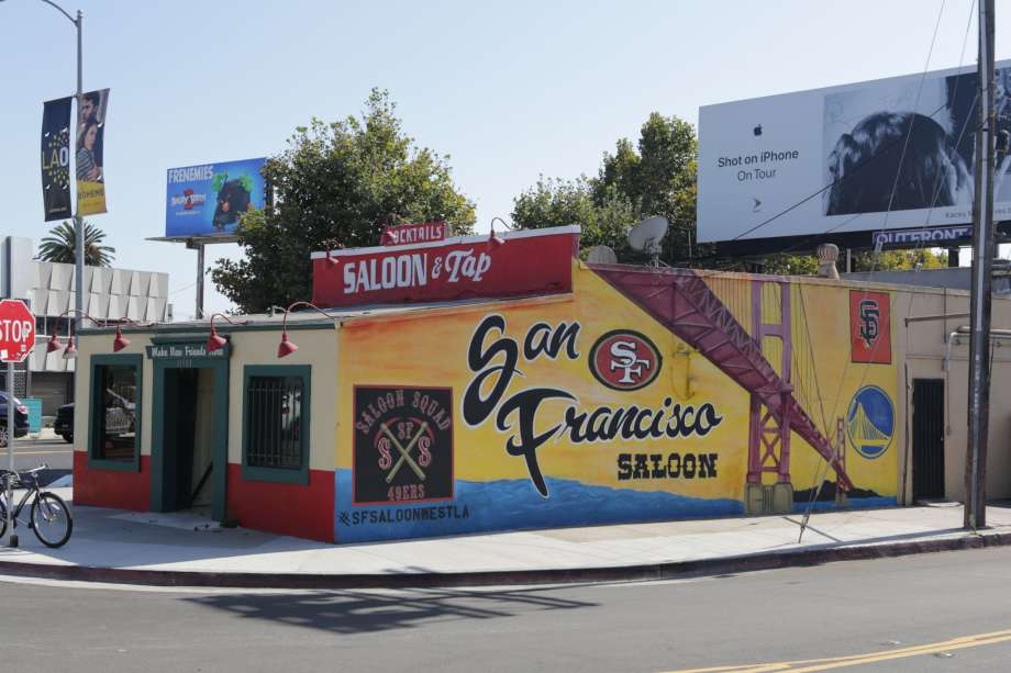 e9c4c 920x920 The story behind the die hard Bay Area sports bar somehow located in hostile LA