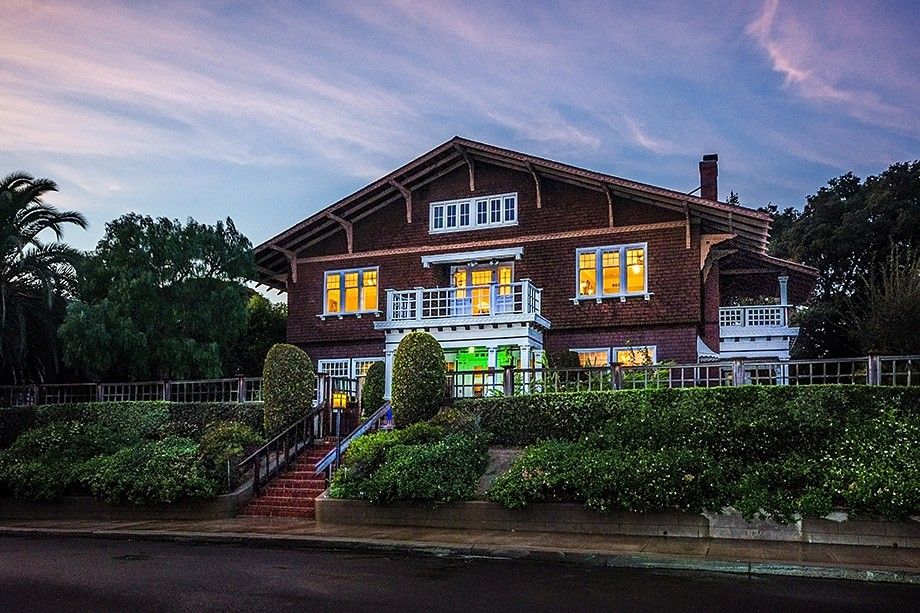 fa7b8 920x920 The best deal in the Bay Area? Julia Morgan on the market for under $1 million