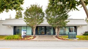 fd323 639npastoria 1%2A300xx3558 2001 0 200 Apple dives into SoMa for first big S.F. real estate grab